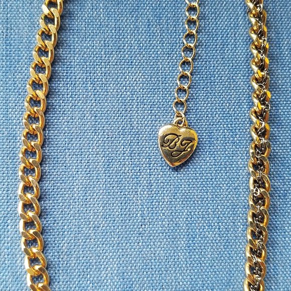 ❤️🕷️🖤Betsey Johnson Red & Black Heart Charm Spider Necklace - GPC🖤🕷️❤️ - Picture 6 of 9